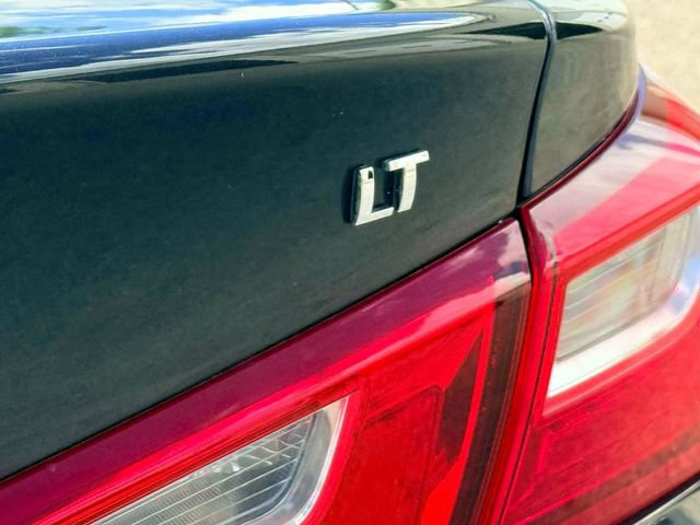 Used 2023 Chevrolet Malibu LT FWD image 11