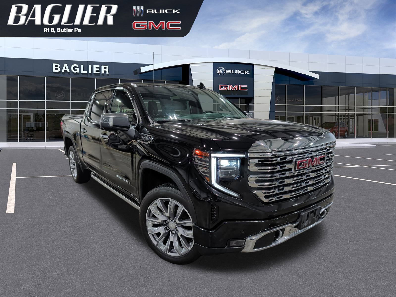 Used 2023 GMC Sierra 1500 Denali w/ Denali Reserve Package AWD/4WD image 1