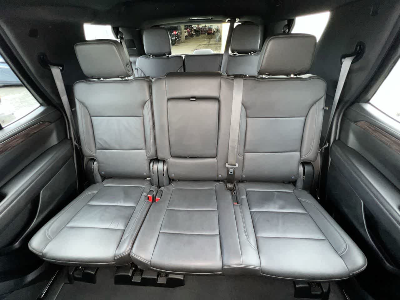 Used 2024 Chevrolet Tahoe LT AWD/4WD image 23