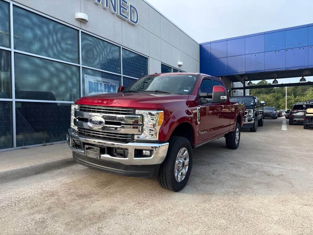 Used 2017 Ford F250 Lariat w/ Lariat Ultimate Package AWD/4WD image 4