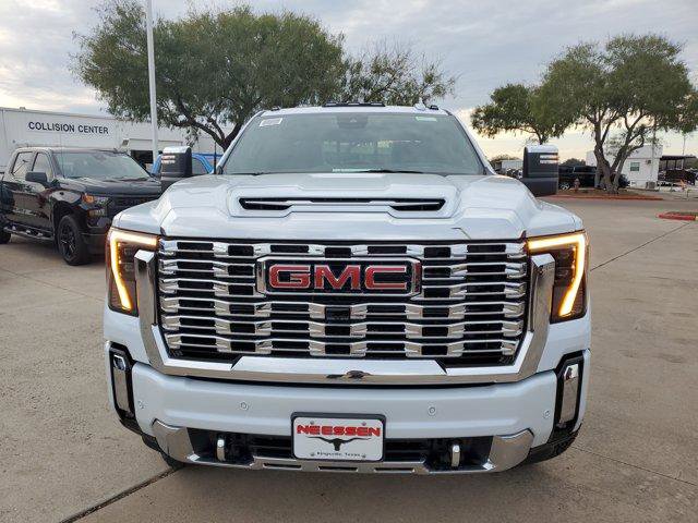 New 2026 GMC Sierra 2500 Denali w/ Denali Reserve Package image 2