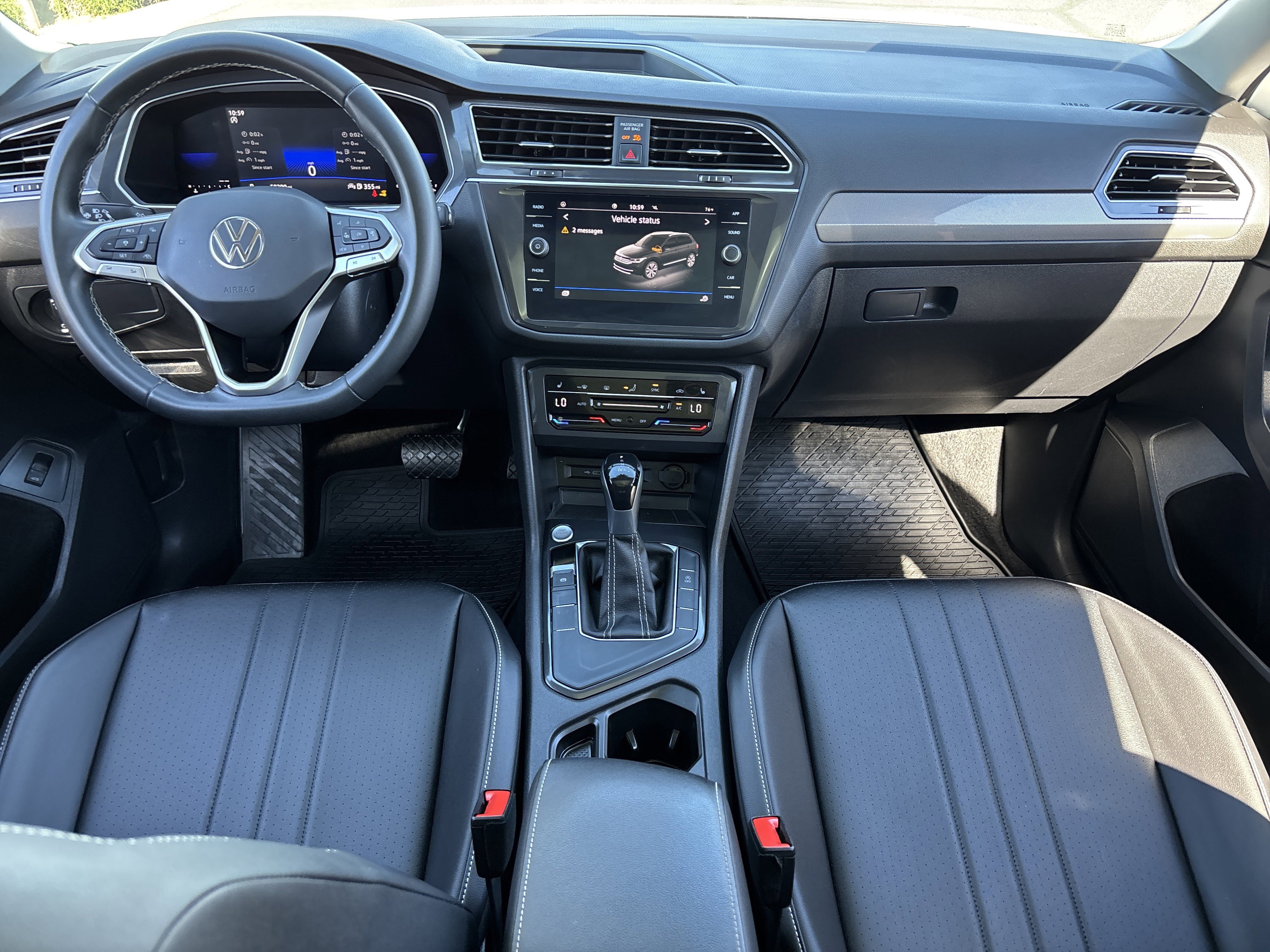 Used 2022 Volkswagen Tiguan SE image 14