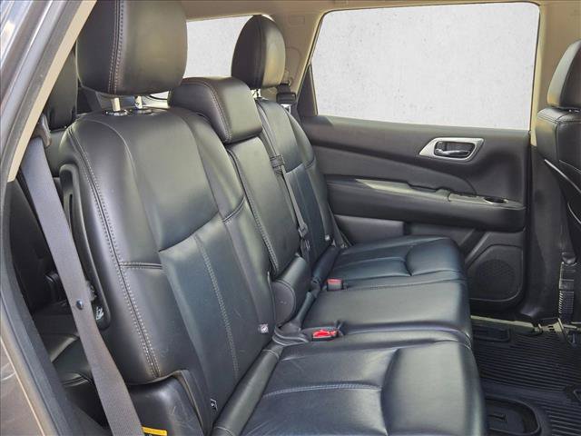 Used 2017 Nissan Pathfinder SL FWD image 20