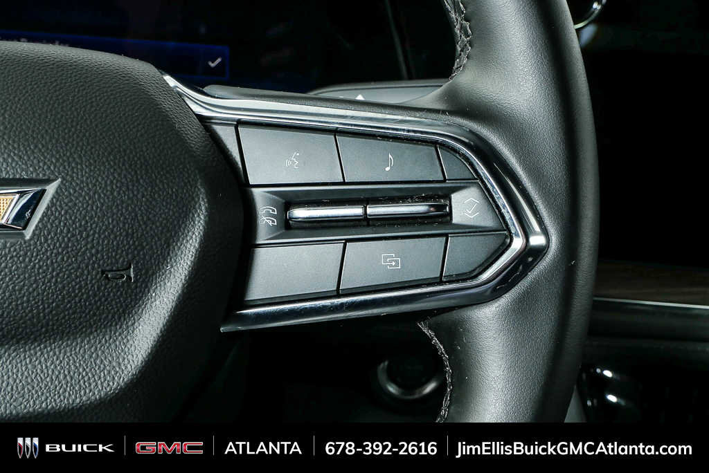 Used 2025 Chevrolet Tahoe LT AWD/4WD image 11