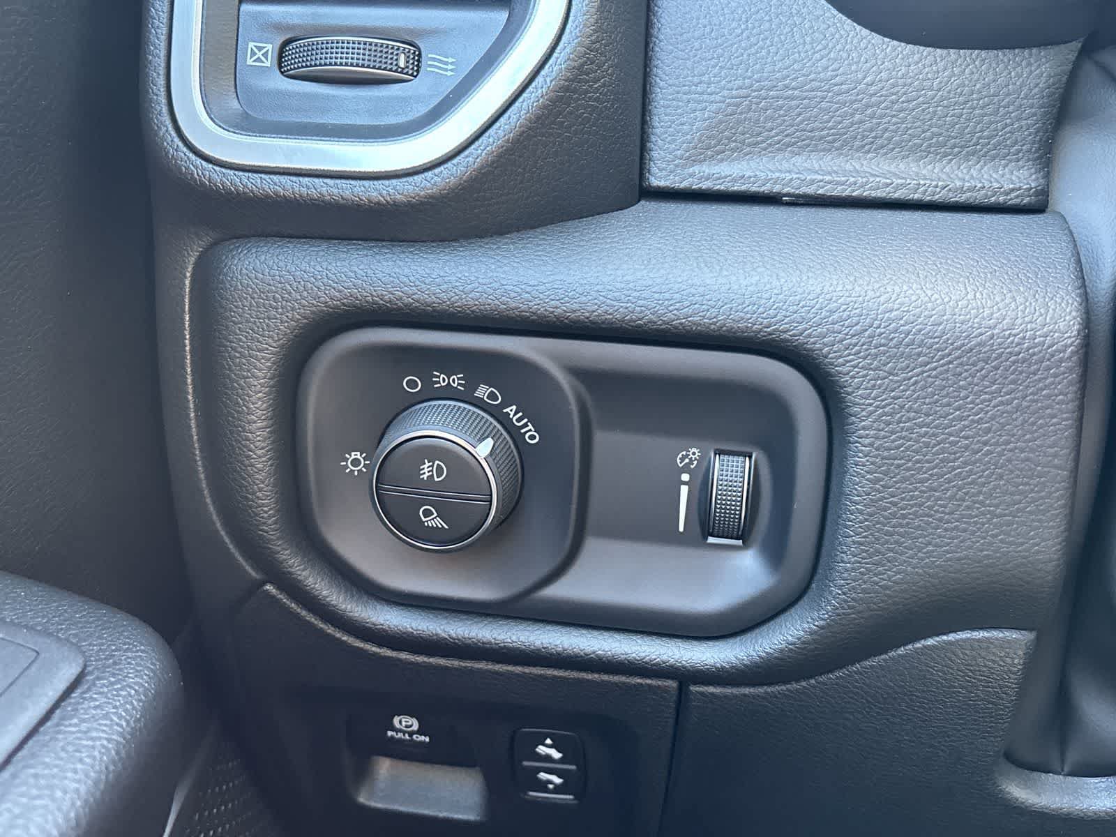 Certified 2023 RAM 1500 Big Horn AWD/4WD image 16