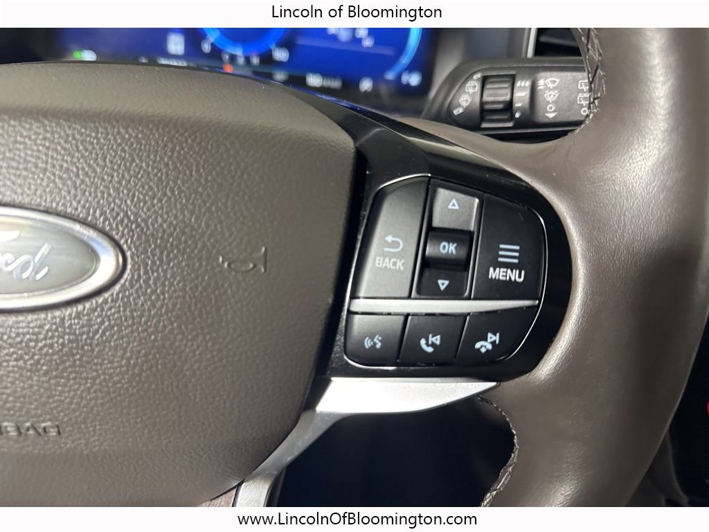 Used 2022 Ford Explorer Platinum w/ Equipment Group 601A image 32