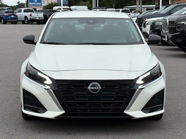 Used 2025 Nissan Altima 2.5 SV FWD image 8
