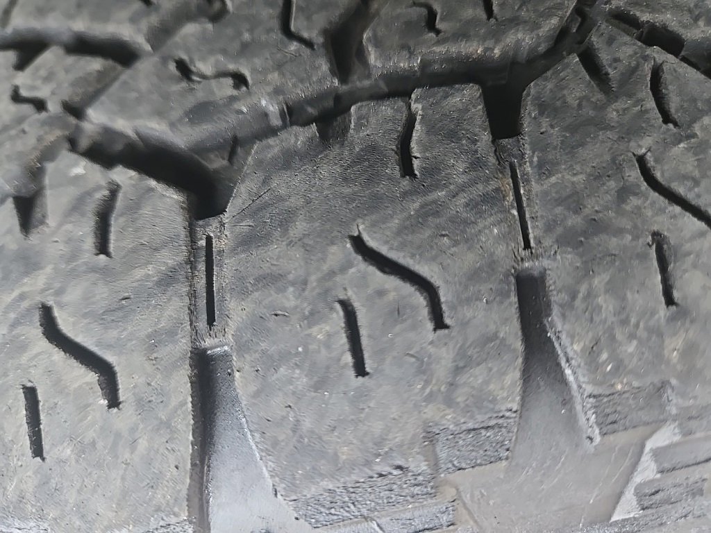 Used 2023 Ford Transit 250 Low Roof AWD w/ Exterior Upgrade Package image 34