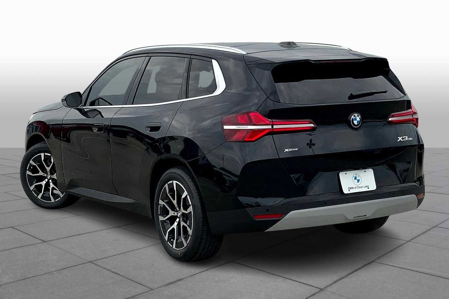 New 2025 BMW X3 xDrive30i w/ Premium Package image 12