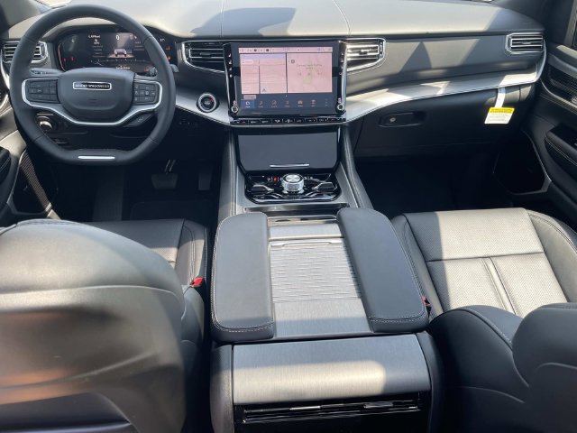 New 2026 Jeep Grand Wagoneer L Limited AWD/4WD image 16