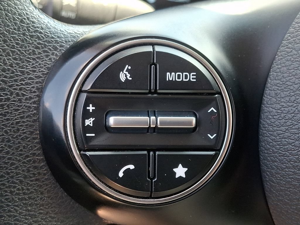 Used 2023 Kia Soul LX w/ Option Group 015 FWD image 20