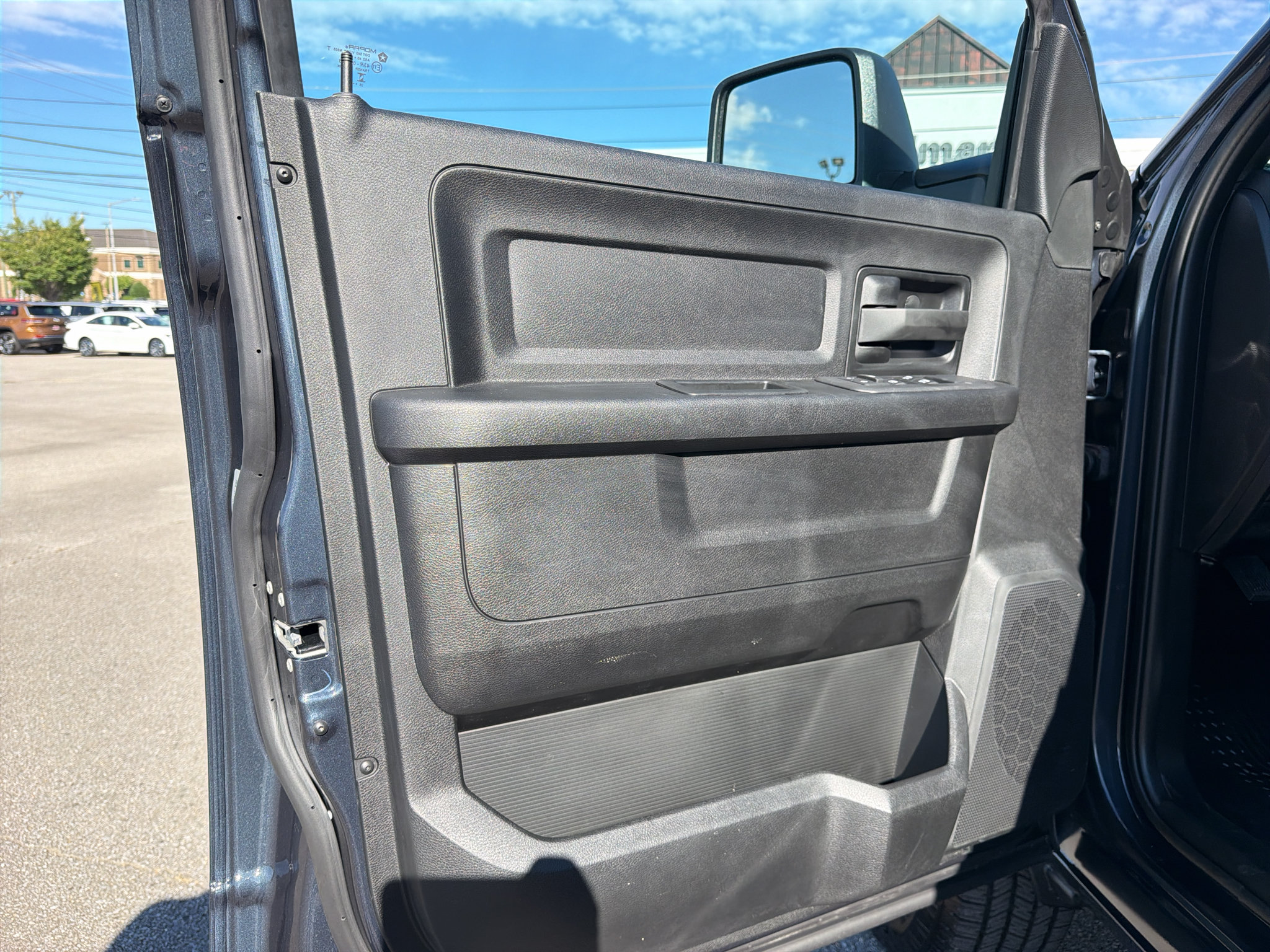 New 2027 RAM 2500 Tradesman AWD/4WD image 15