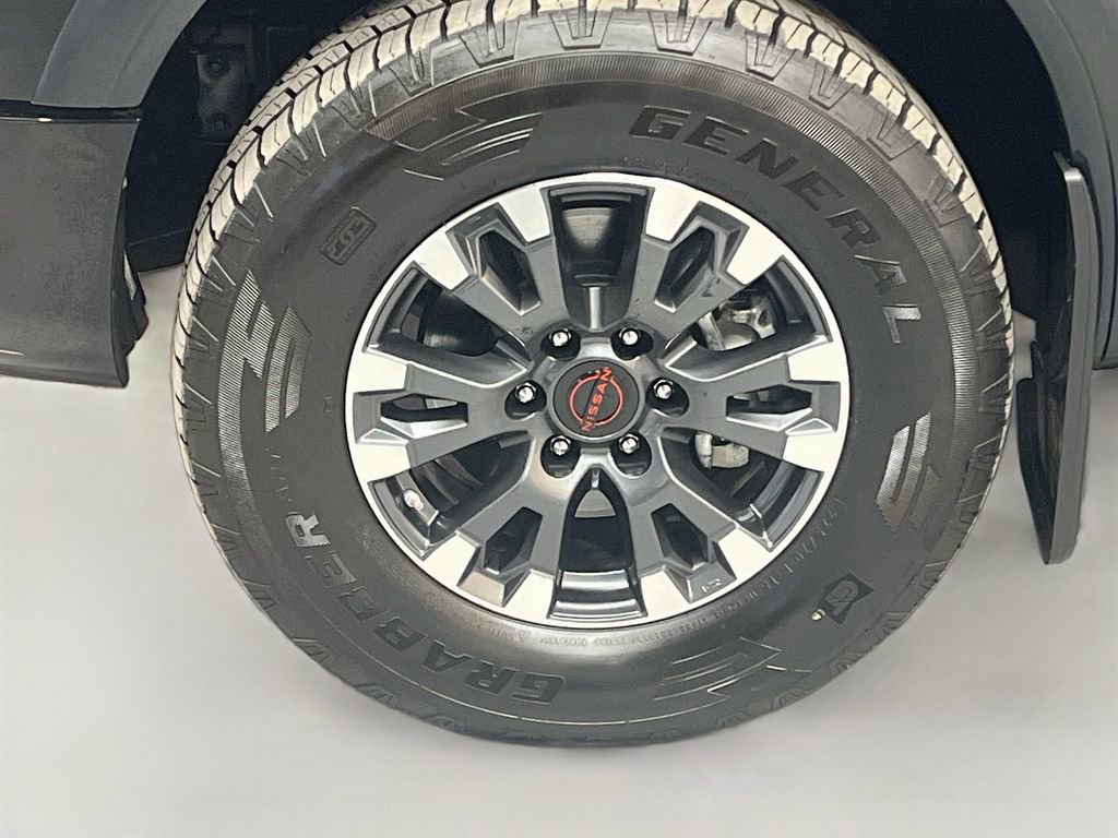 Used 2024 Nissan Titan PRO-4X w/ Pro-4x Convenience Package AWD/4WD image 33