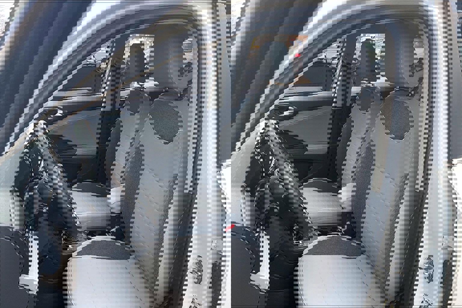 Used 2024 Volkswagen Taos SE image 30