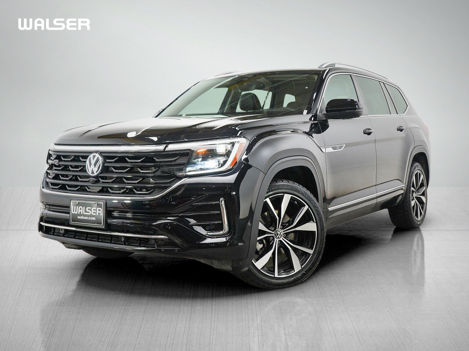 Used 2024 Volkswagen Atlas SEL Premium R-Line