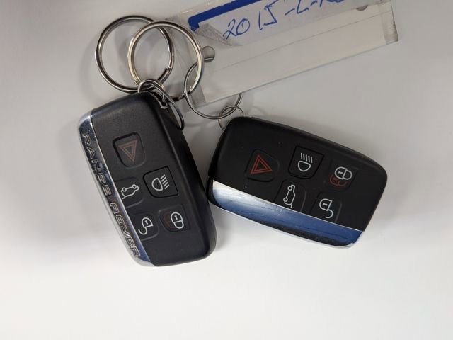 Used 2015 Land Rover Range Rover Sport HSE image 35