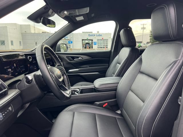Used 2026 Chevrolet Traverse LT AWD/4WD image 4