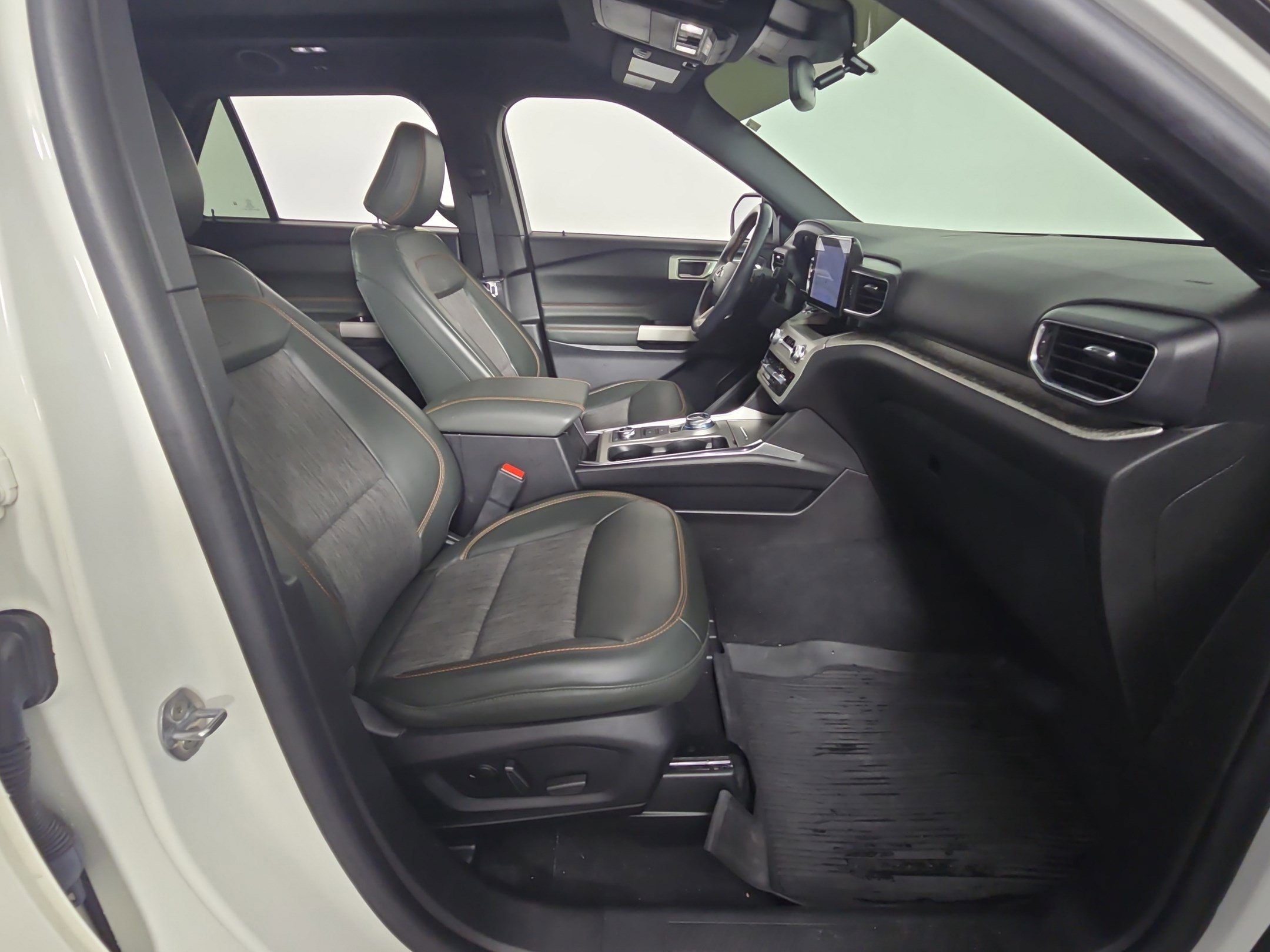 Used 2022 Ford Explorer Timberline w/ Timberline Technology Package image 29