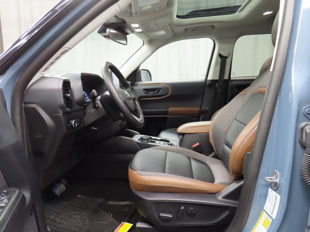 Used 2024 Ford Bronco Sport Outer Banks w/ Tech Package AWD/4WD image 9