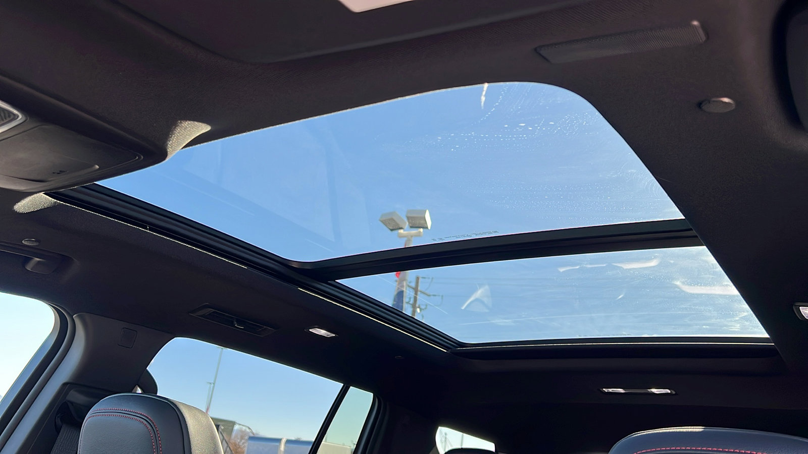 New 2026 Chevrolet Traverse RS w/ LPO, Floor Liner Package image 32