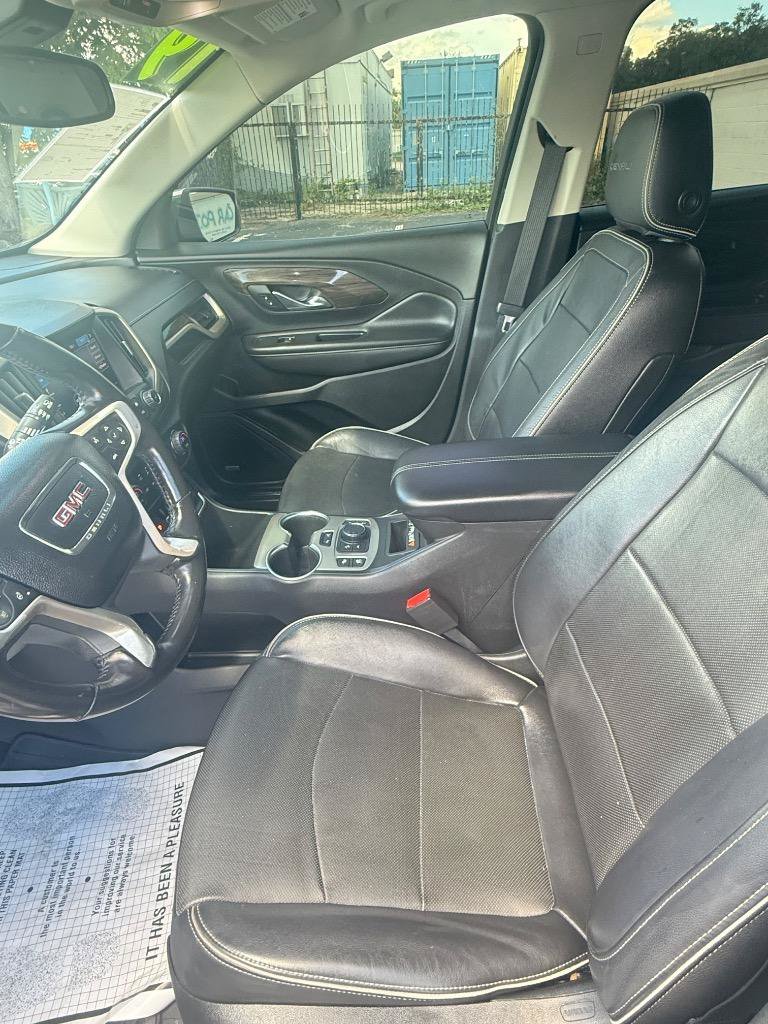 Used 2019 GMC Terrain Denali w/ Advanced Safety Package FWD image 14