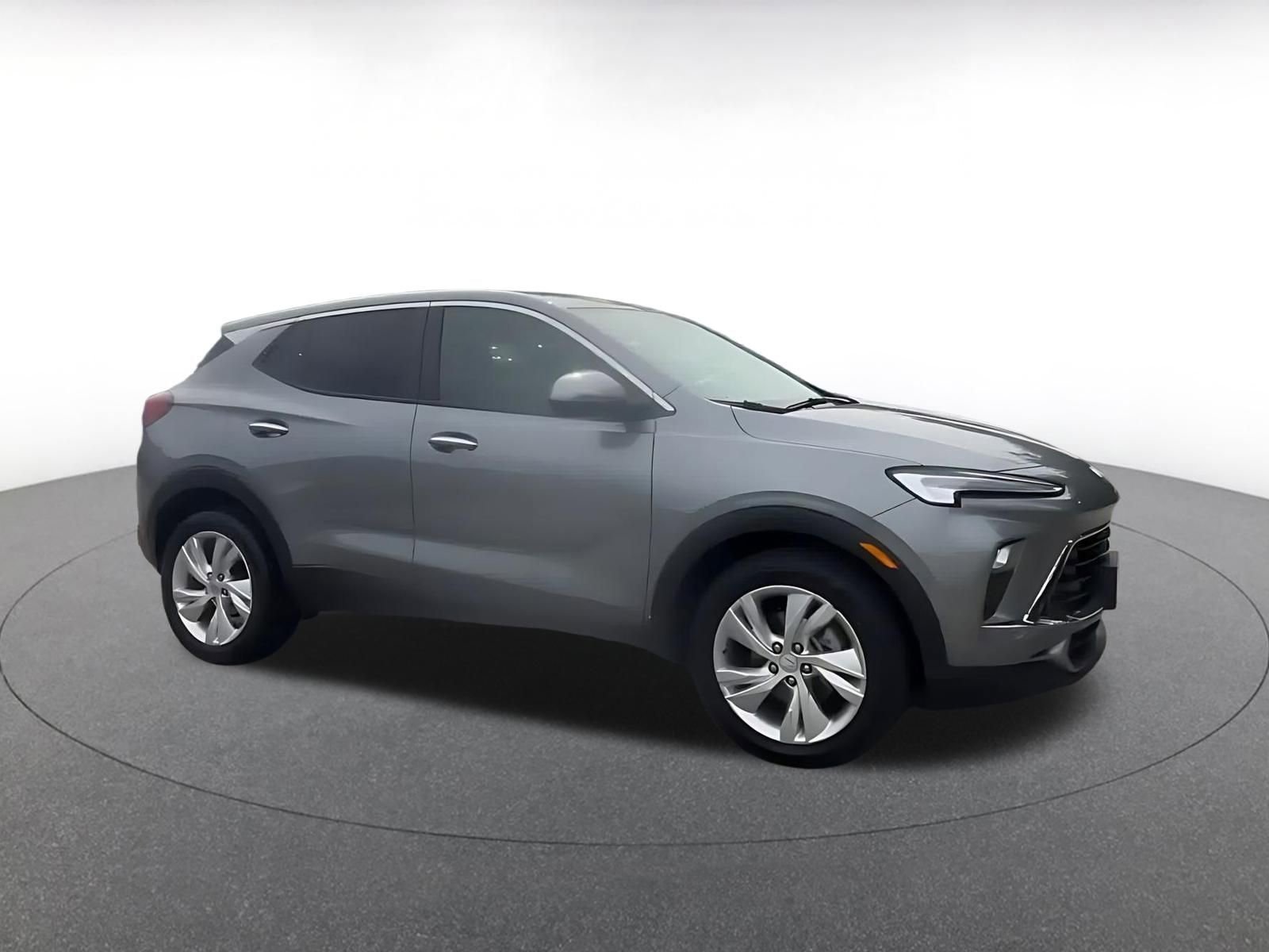 Used 2025 Buick Encore GX Preferred FWD image 2