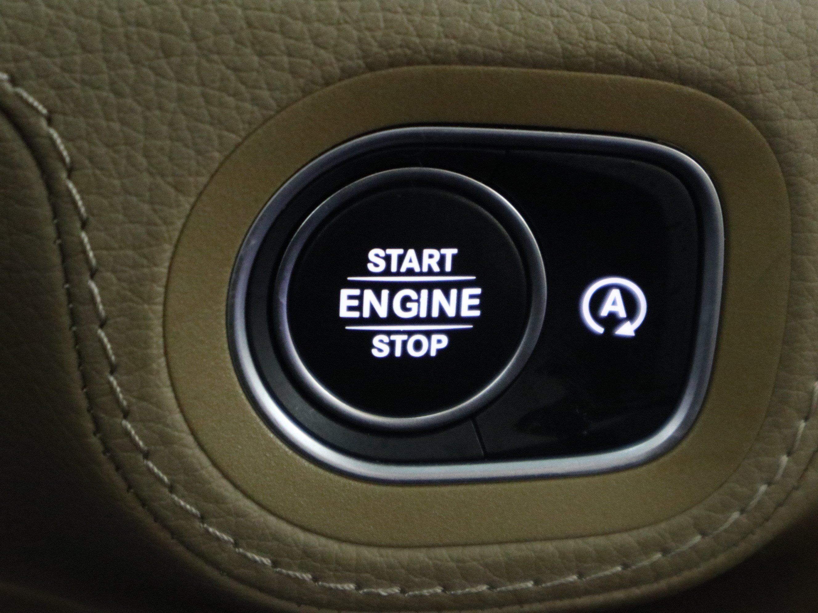 Used 2025 Mercedes-Benz GLE 350 4MATIC image 31
