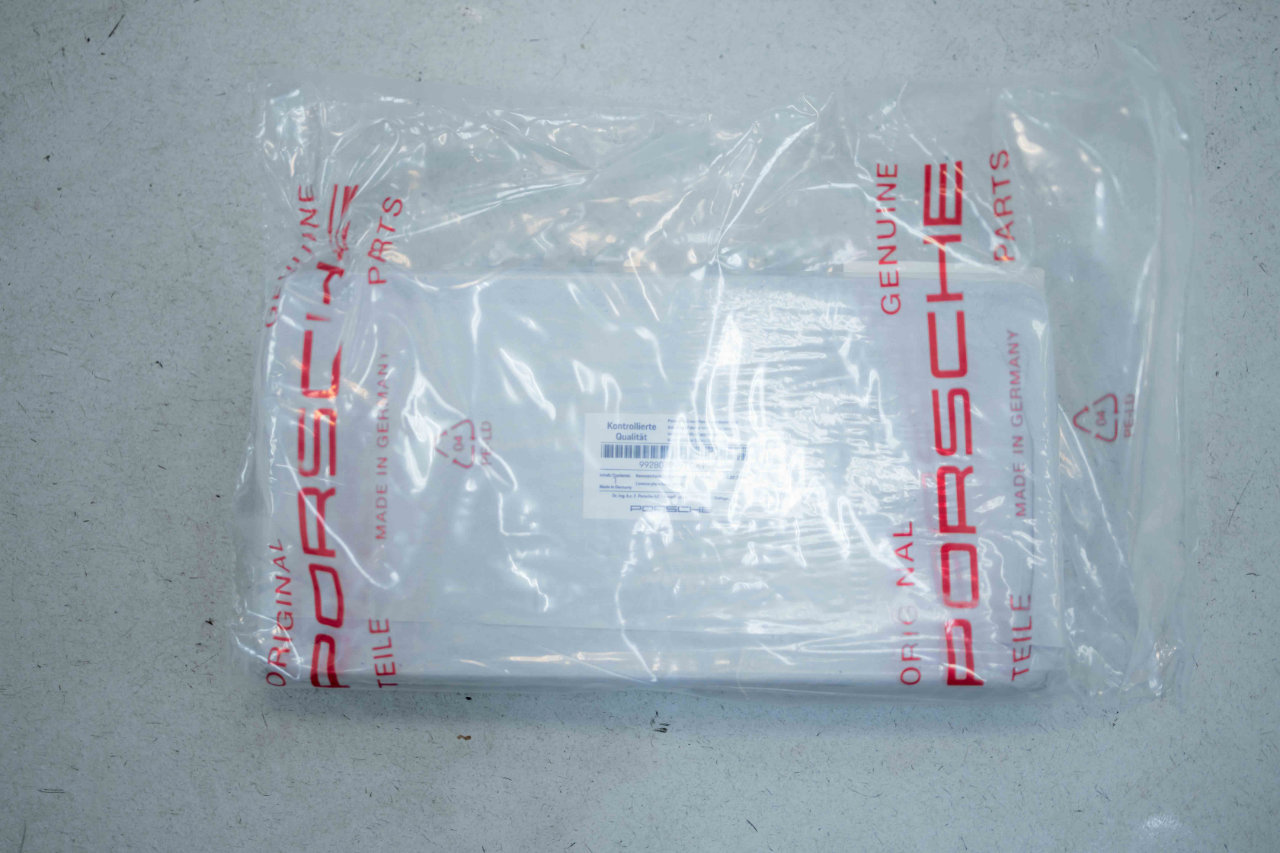 Used 2024 Porsche 911 Turbo image 92