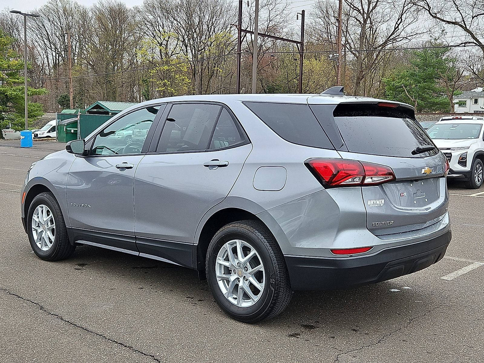 Used 2024 Chevrolet Equinox LS w/ LS Convenience Package AWD/4WD image 4