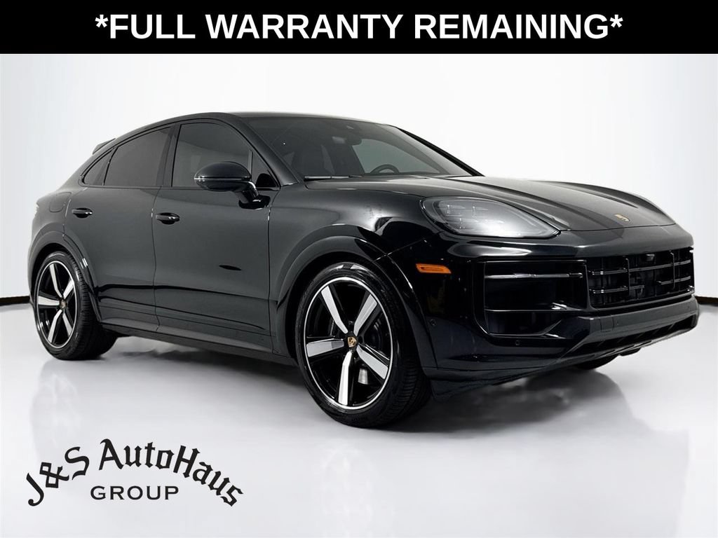 Used 2025 Porsche Cayenne GTS AWD/4WD image 1