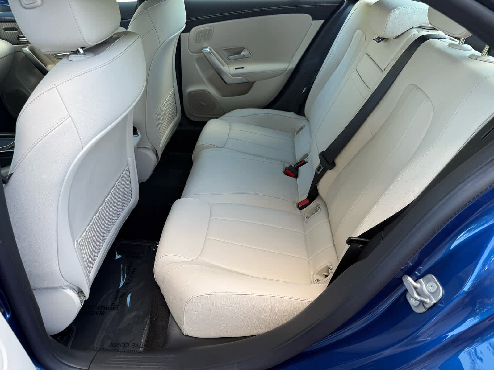 Used 2025 Mercedes-Benz CLA 250 4MATIC image 11