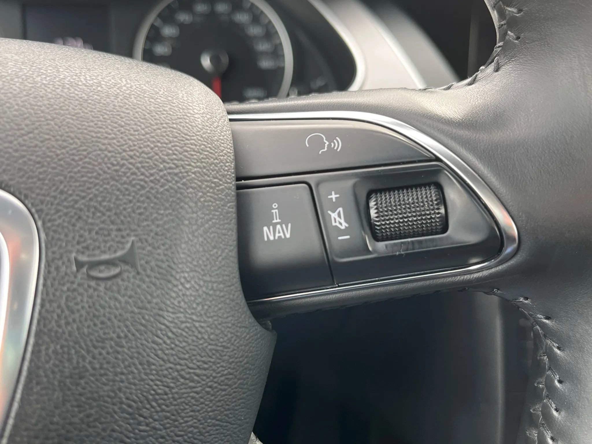 Used 2013 Audi A4 2.0T Premium w/ Convenience Pkg image 20