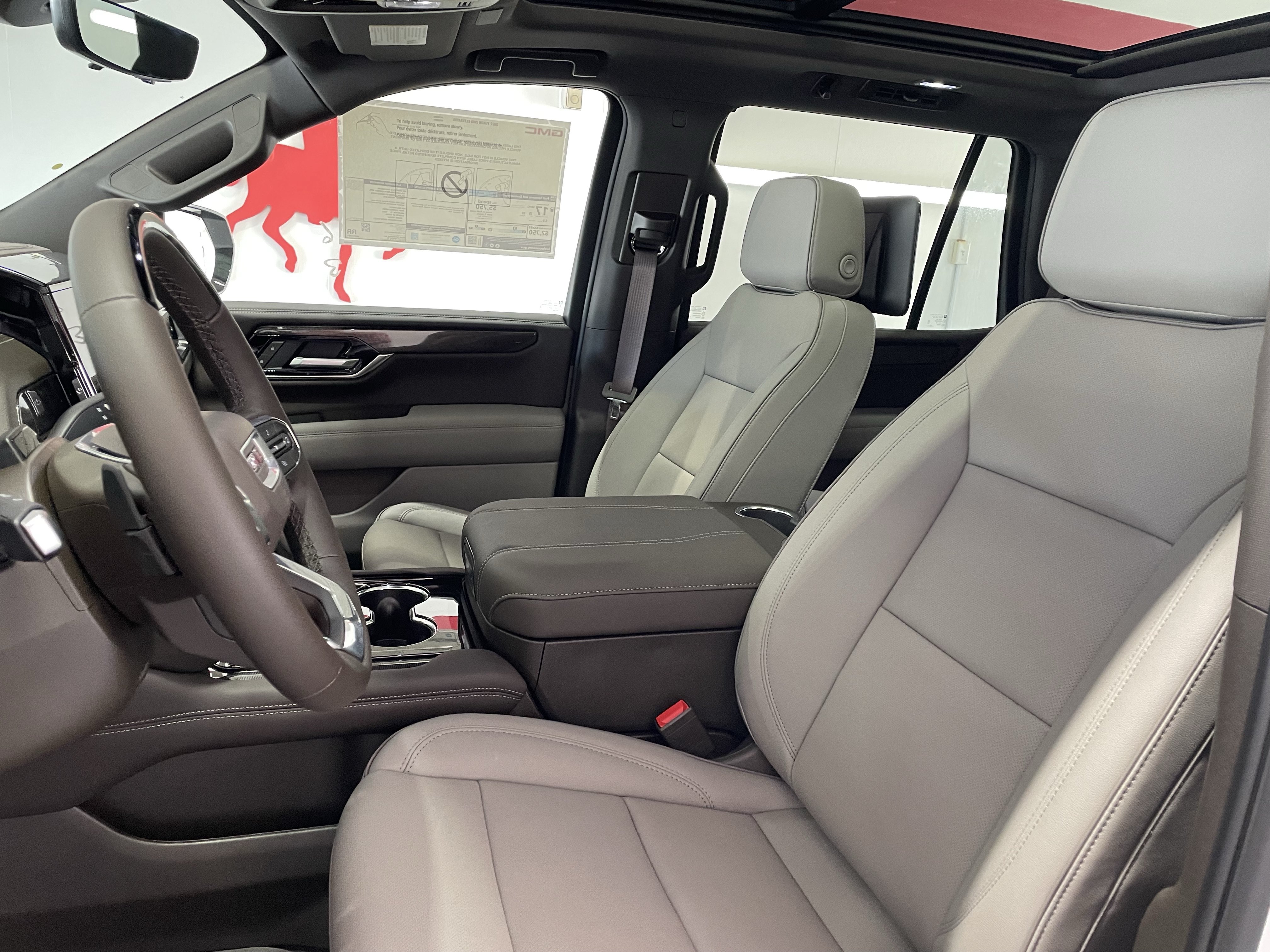 New 2027 GMC Yukon Elevation w/ Elevation Premium Package RWD image 16