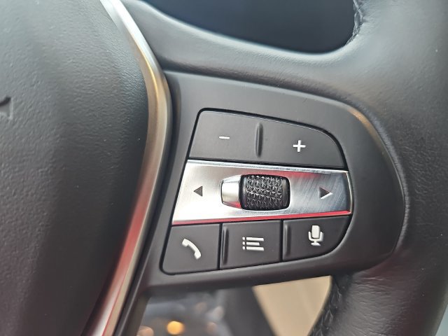 Used 2022 BMW i4 eDrive40 w/ Premium Package RWD image 18