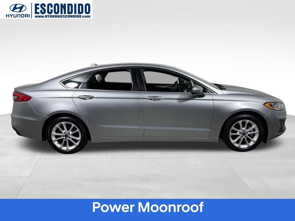 Used 2020 Ford Fusion SE image 6