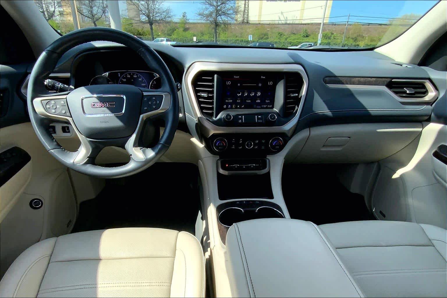 Used 2020 GMC Acadia Denali AWD/4WD image 14
