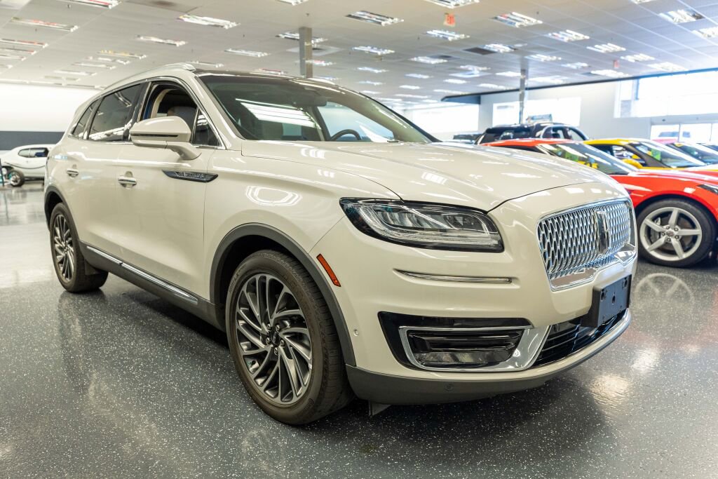 Used 2020 Lincoln Nautilus Reserve image 5