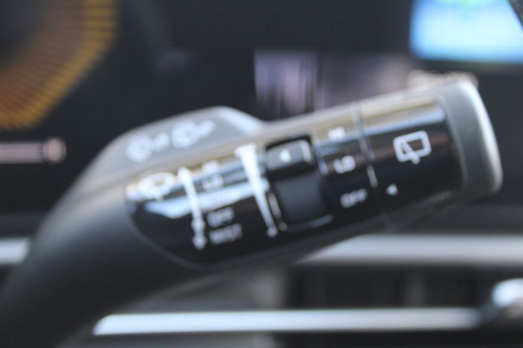 New 2026 Kia Sportage EX FWD image 32