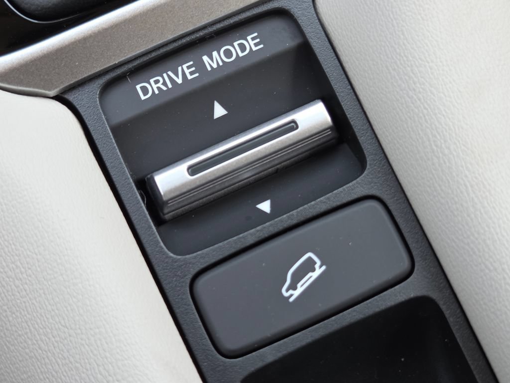 New 2027 Honda HR-V EX-L image 10
