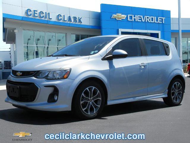 Used 2017 Chevrolet Sonic LT w/ Fun and Sun Package FWD image 1