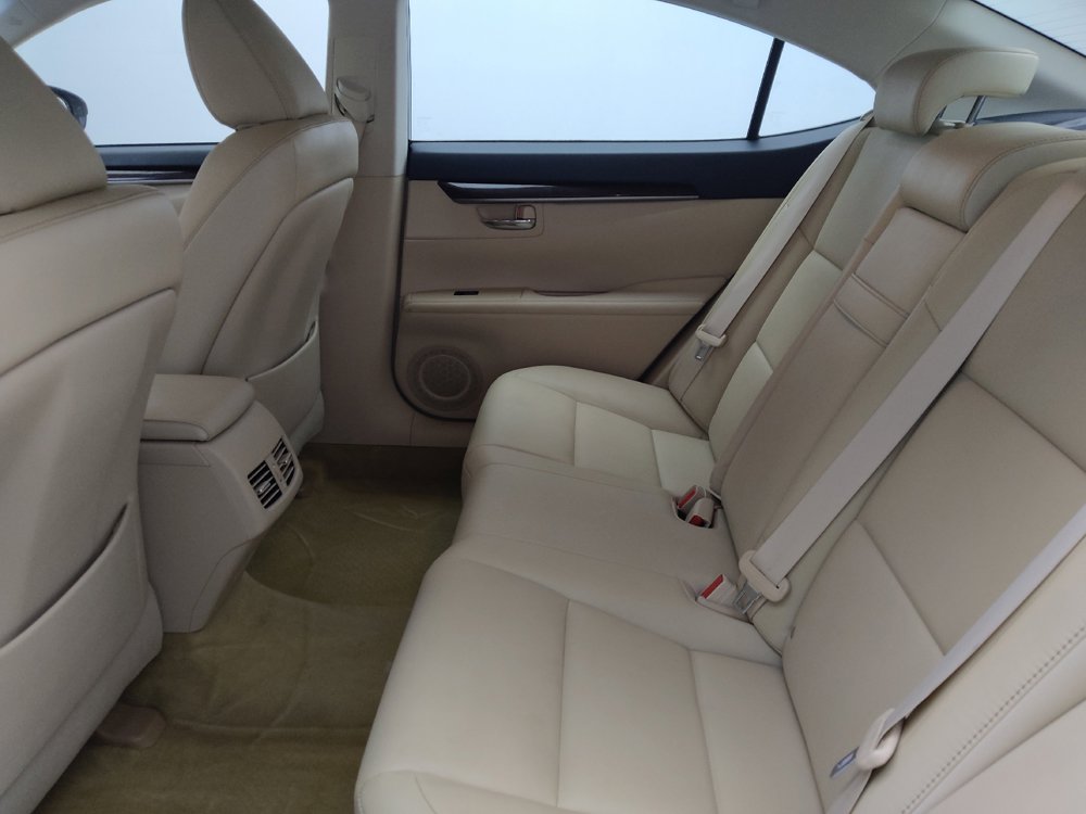 Used 2013 Lexus ES 350 w/ Premium Pkg FWD image 18