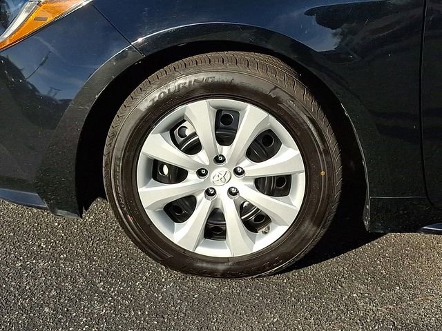 Used 2023 Toyota Corolla LE image 8