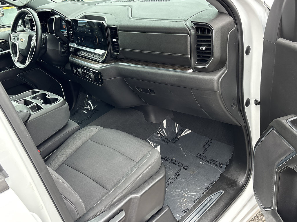 Used 2023 Chevrolet Silverado 1500 LT AWD/4WD image 27