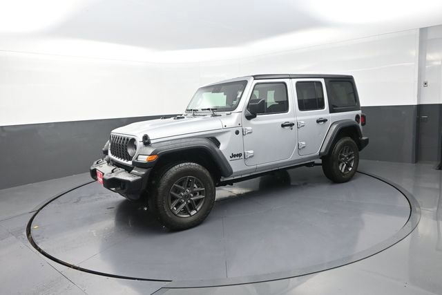 Used 2024 Jeep Wrangler Unlimited Sport AWD/4WD image 42