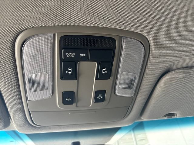 Used 2021 Kia Sedona EX FWD image 21