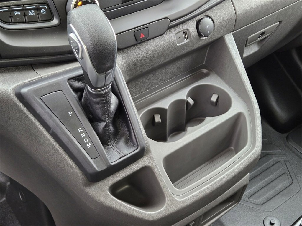 New 2025 Ford Transit 250 148 Medium Roof image 22