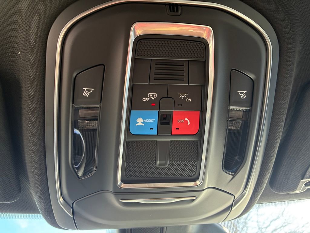 New 2026 Jeep Grand Cherokee Laredo RWD image 11