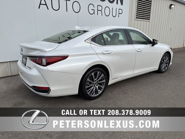 Used 2019 Lexus ES 300h image 3