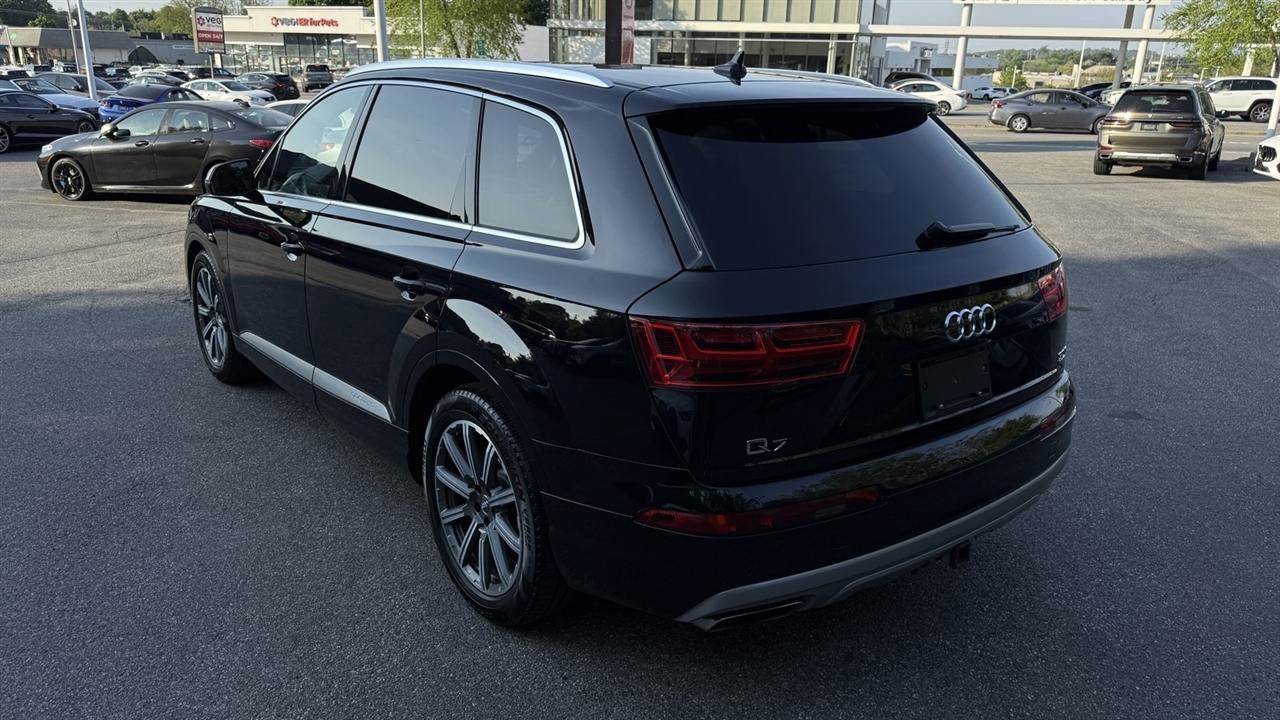 Used 2017 Audi Q7 3.0T Prestige AWD/4WD image 14