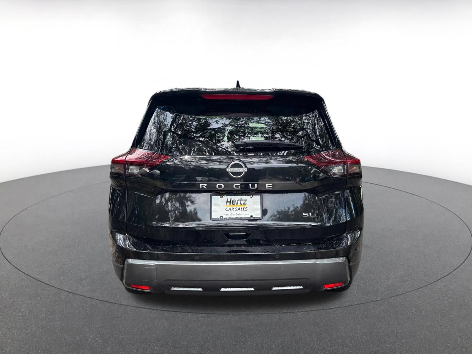 Used 2026 Nissan Rogue SL FWD image 9